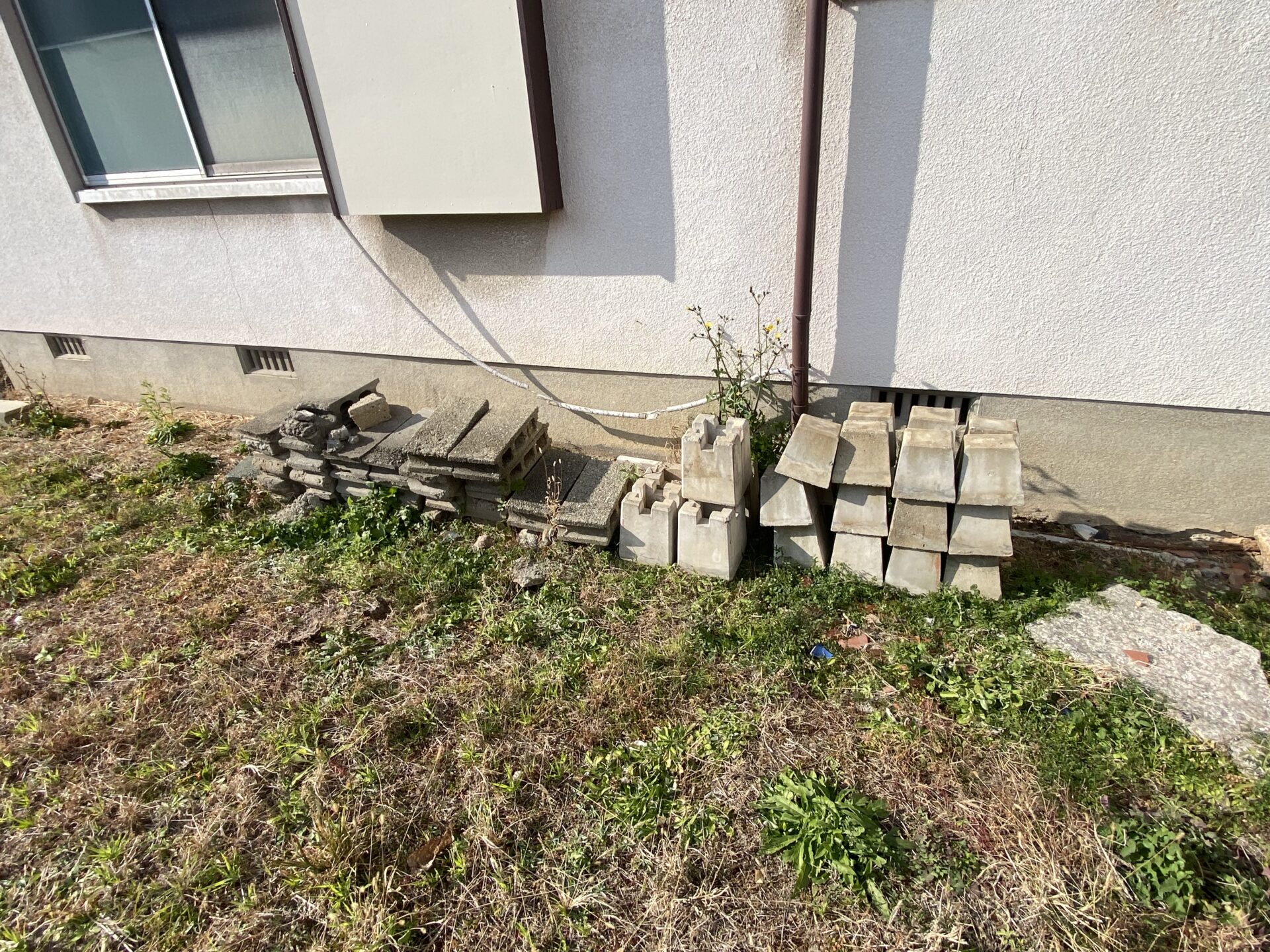 福岡市南区市崎にて残置物撤去作業写真