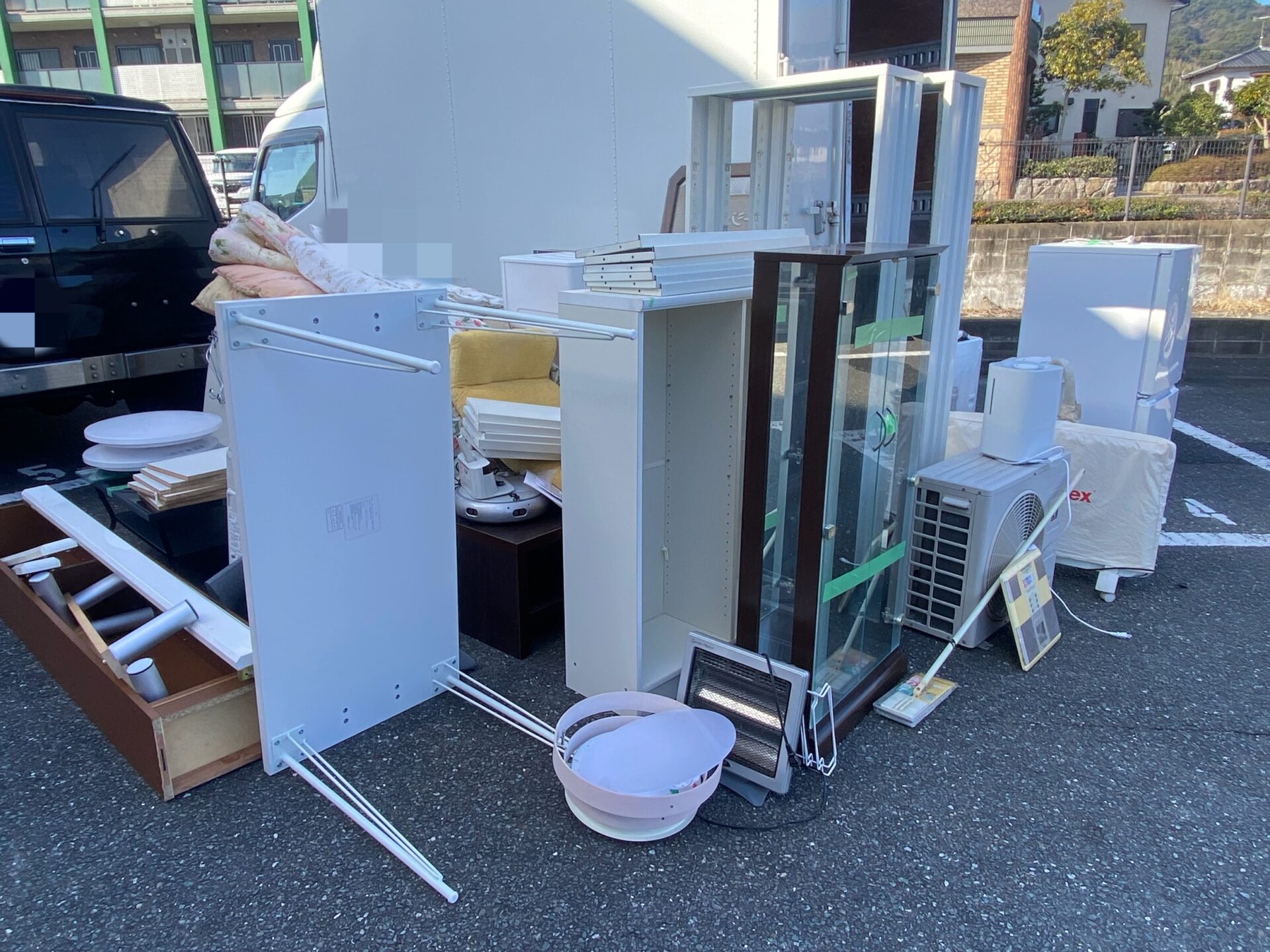 筑紫野市上古賀にて不用品回収作業写真