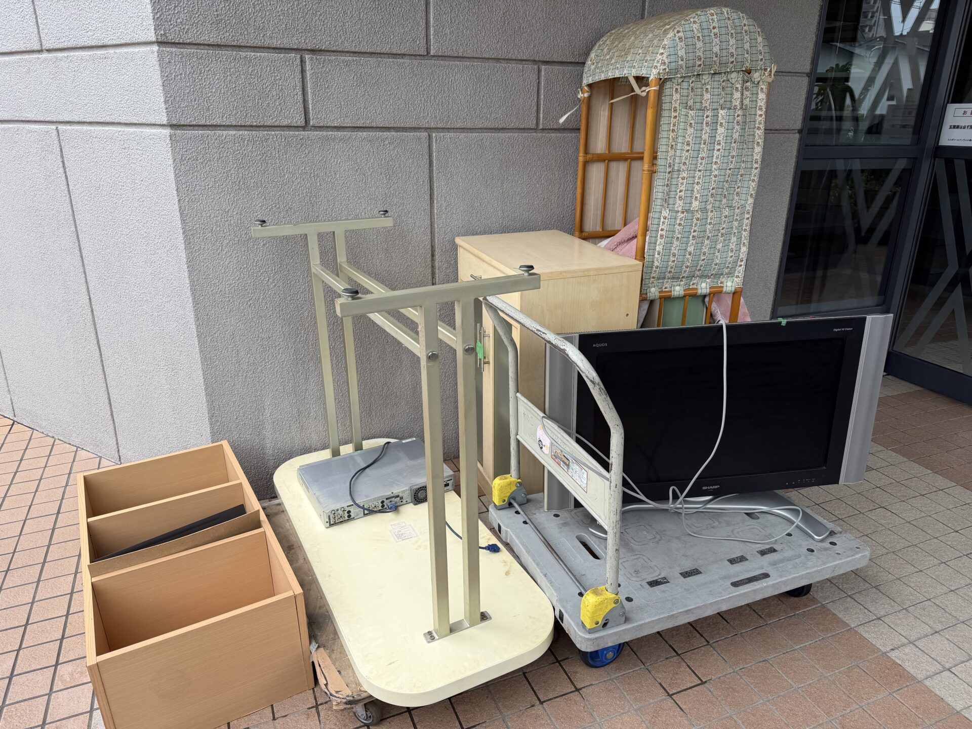 大野城市雑餉隈町にて不用品回収作業写真