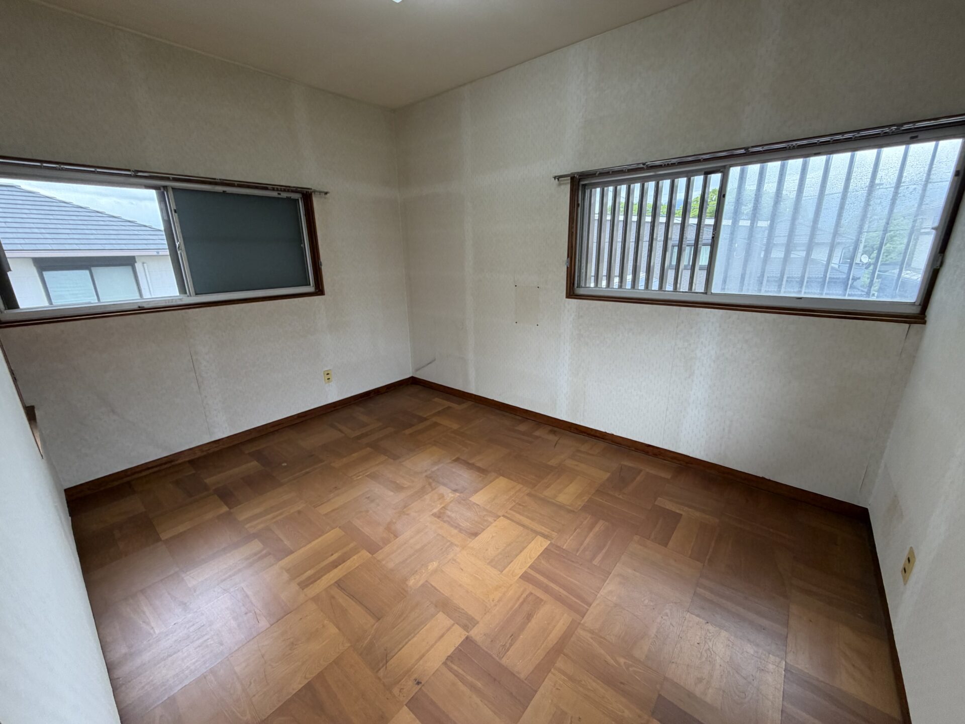 糟屋郡志免町桜丘にて遺品整理作業写真