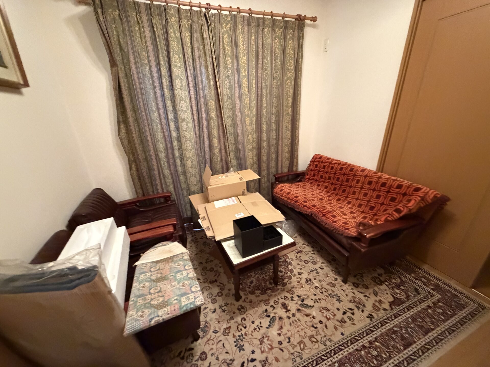 福岡市南区市崎の戸建てにて遺品整理を行いました。作業前写真
