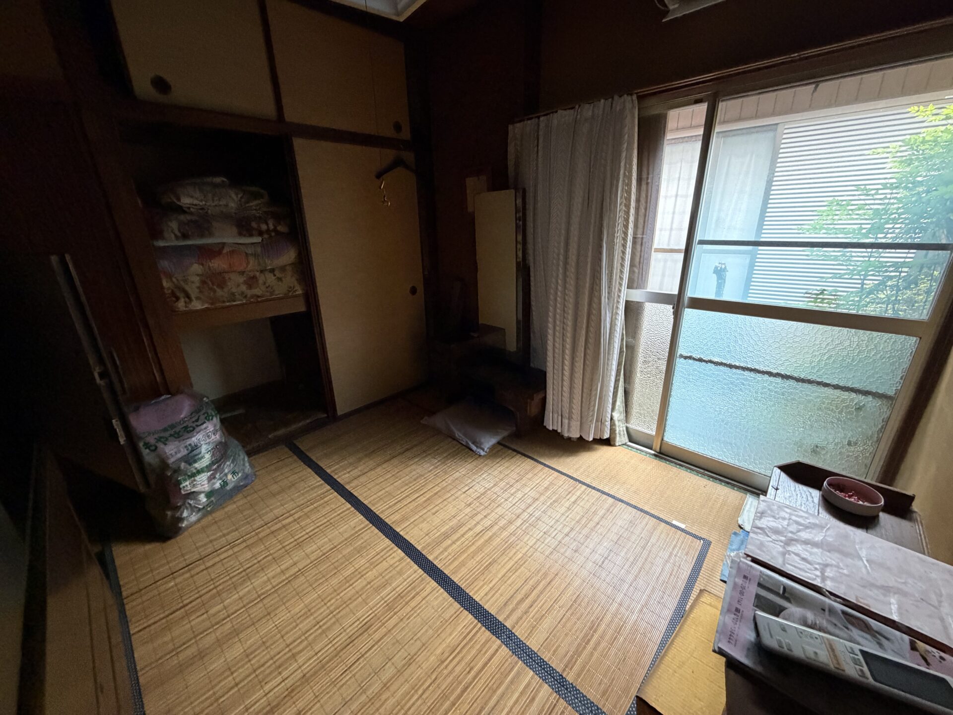 【佐賀県鳥栖市元町】戸建て住宅の遺品整理｜家具・家財道具・生活用品の整理・搬出作業写真